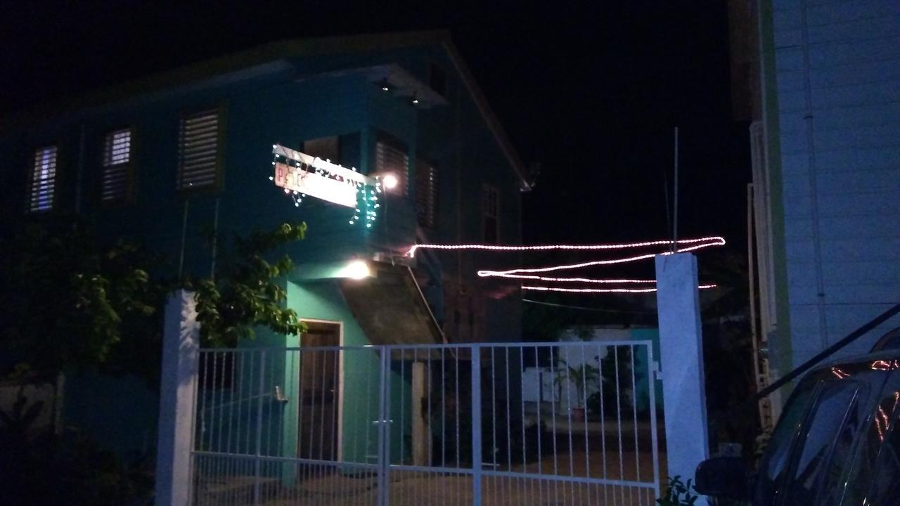 Placencia Hostel Eksteriør billede