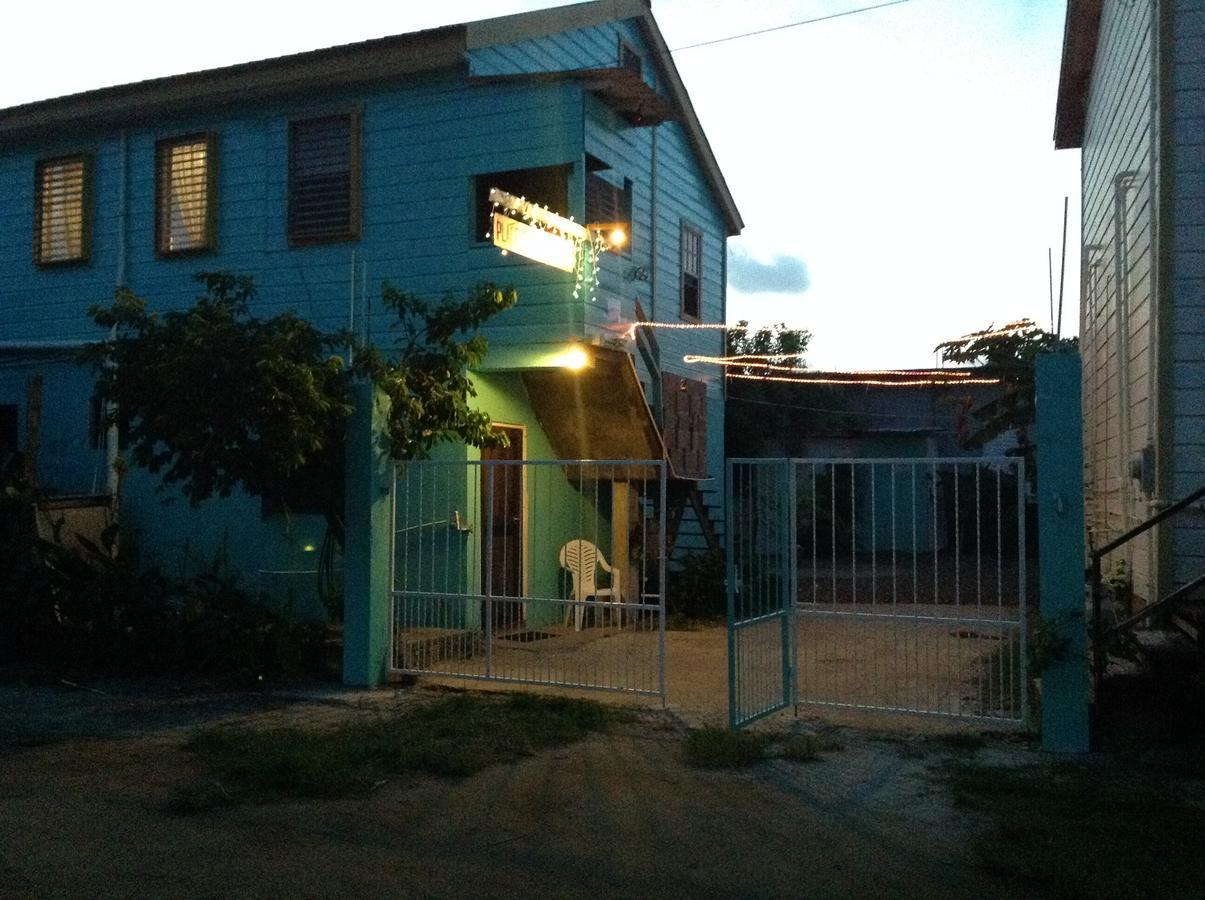 Placencia Hostel Eksteriør billede