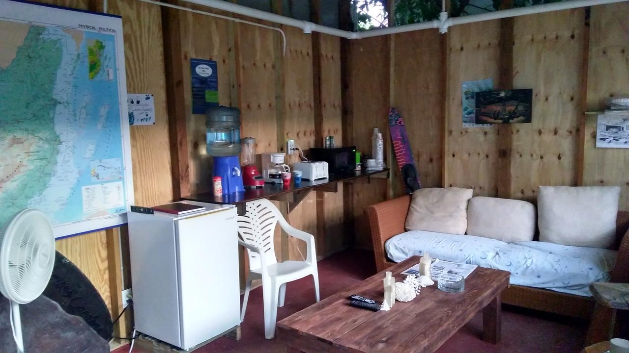 Placencia Hostel Eksteriør billede
