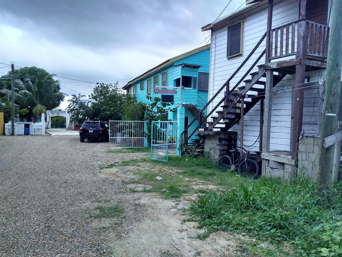 Placencia Hostel Eksteriør billede