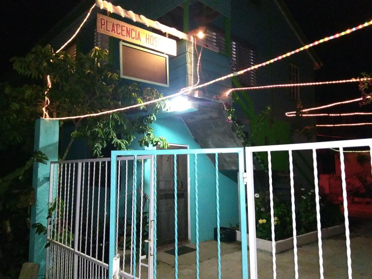 Placencia Hostel Eksteriør billede